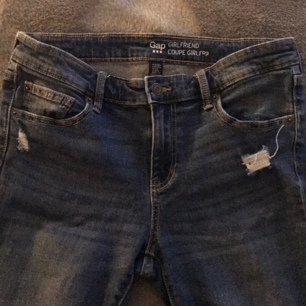 Gap girlfriend coupe